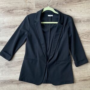 Maurices black three-quarter length sleeve blazer